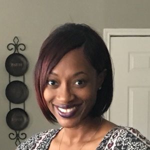 Meet your Posher, Desiree